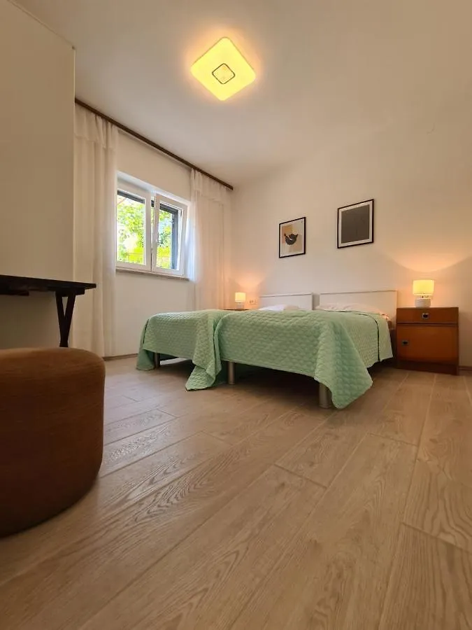 Apartments Viktorija Pola Croazia