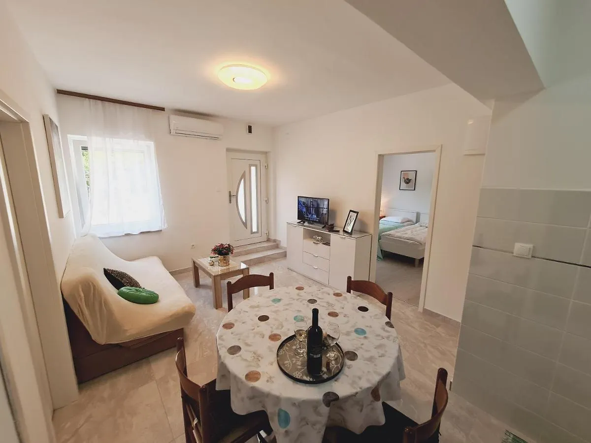 Apartments Viktorija Pola